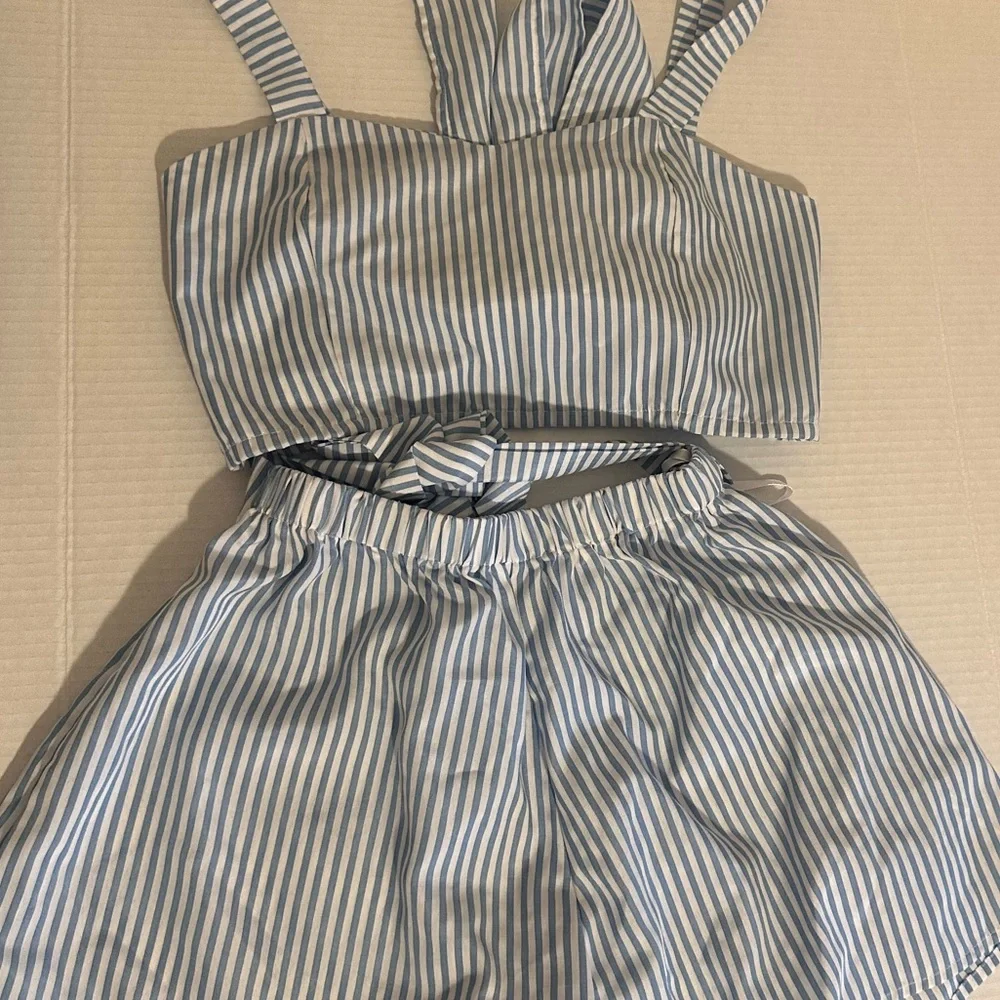 Seersucker Striped Blue High Waist Women Shorts set tie back top